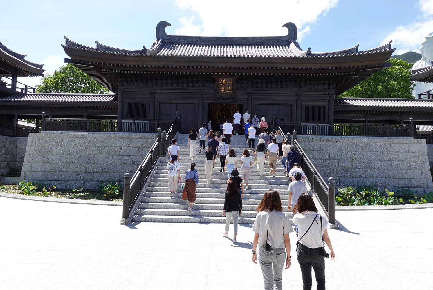 A Retreat to Tsz Shan Monastery